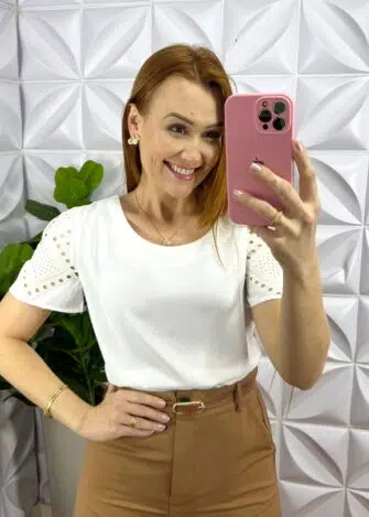 Blusa Cetim Manga Com Bordado Richelieu Sandra - Branca - Milla Chic