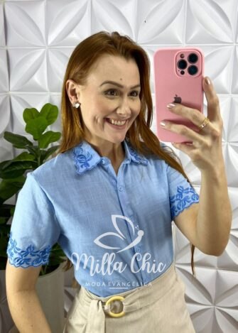 Camisa Cambraia de Linho Bordada Na Gola e Manga Lucia - Azul - Milla Chic