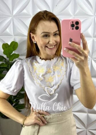 Camisa Crepe de Seda Com Babado Na Gola Bordado Estefani - Azul Acinzentado - Milla Chic