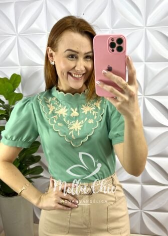 Camisa Crepe de Seda Com Babado Na Gola Bordado Estefani - Verde - Milla Chic