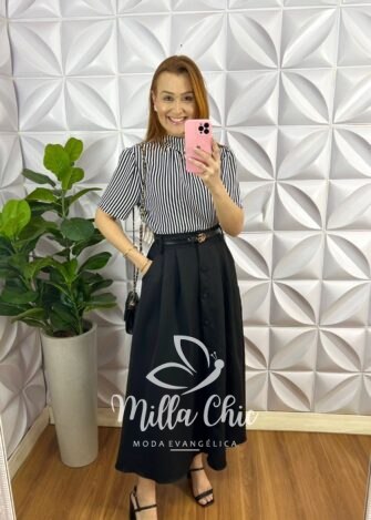 Saia Alfaiataria Mídi Com Botões Encapados Fernanda - Preto - Milla Chic