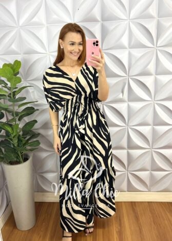 Vestido Crepe Midi Com Fendas Laterais Faby - Preto - Milla Chic