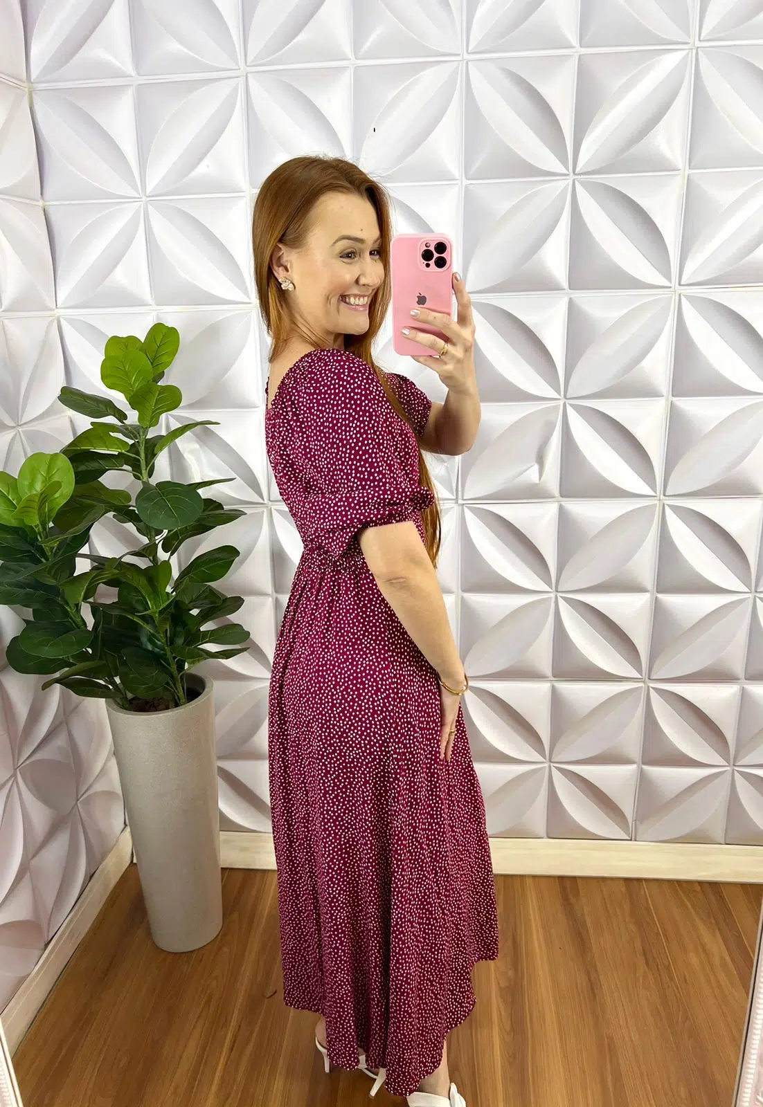 Vestido Viscolinho Mídi Estampado Margarida - Cherry - Milla Chic