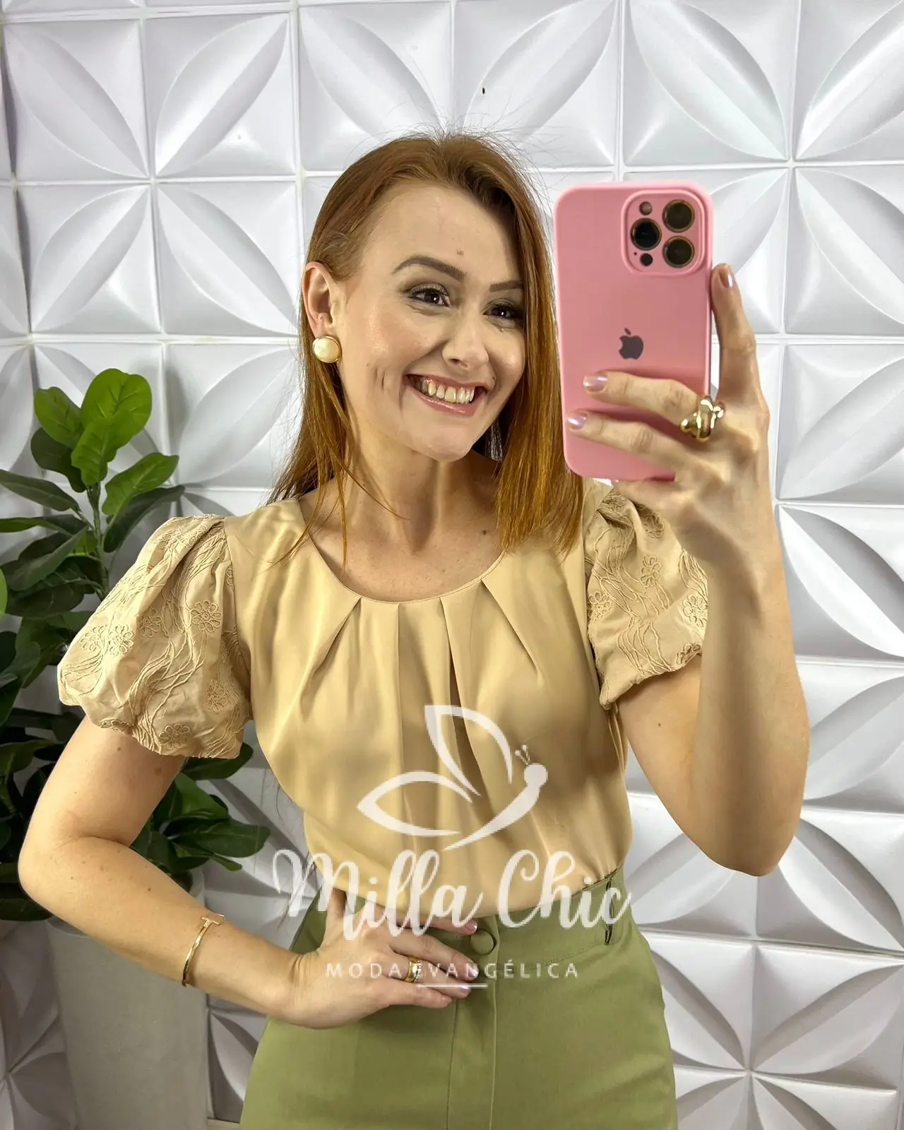 Blusa Alfaiataria Com Manga No Linho Bordado Toda Drapeada Nina – Nude – Milla Chic Blusa Alfaiataria Com Manga No Linho Bordado Toda Drapeada Nina - Nude - Milla Chic