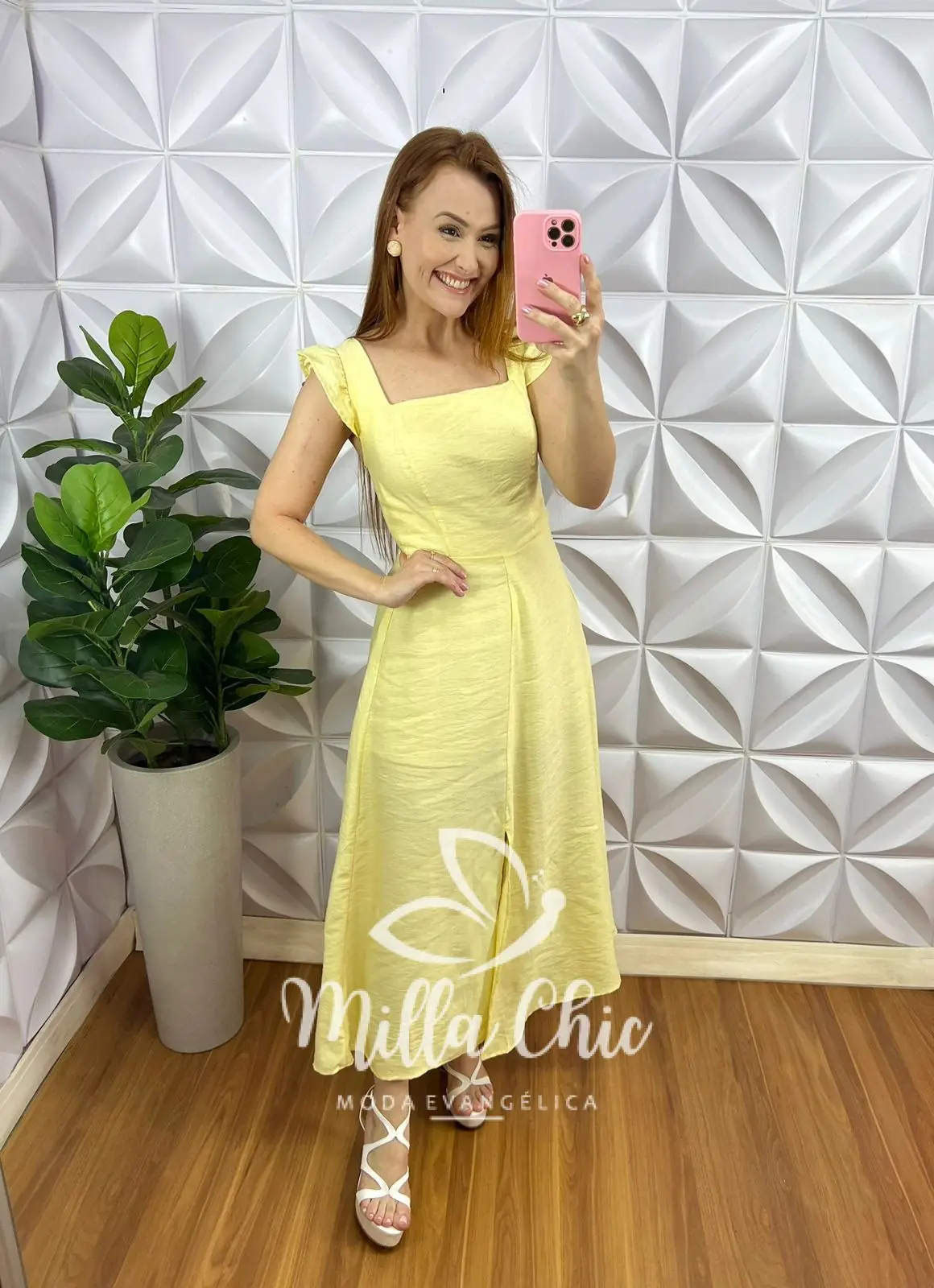 Vestido Cambraia de Linho Com Bojo Manga Babadinho Aline – Manteiga – Milla Chic Vestido Cambraia de Linho Com Bojo Manga Babadinho Aline - Manteiga - Milla Chic