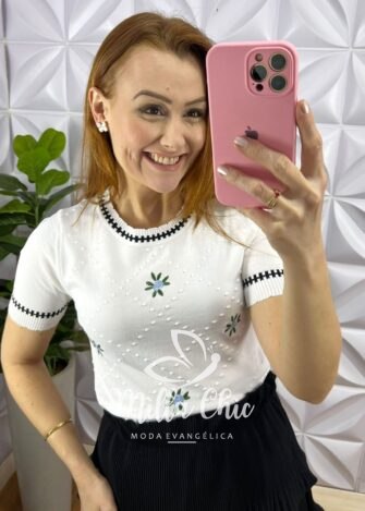 Blusa Tricot Com Bordado Floral Viviane - Branca - Milla Chic