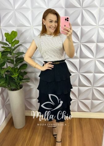Milla Chic - millachic com br saia dunna midi plissada de camadas amanda preta 4 Saia Dunna Mídi Plissada De Camadas Amanda - Preta - Milla Chic
