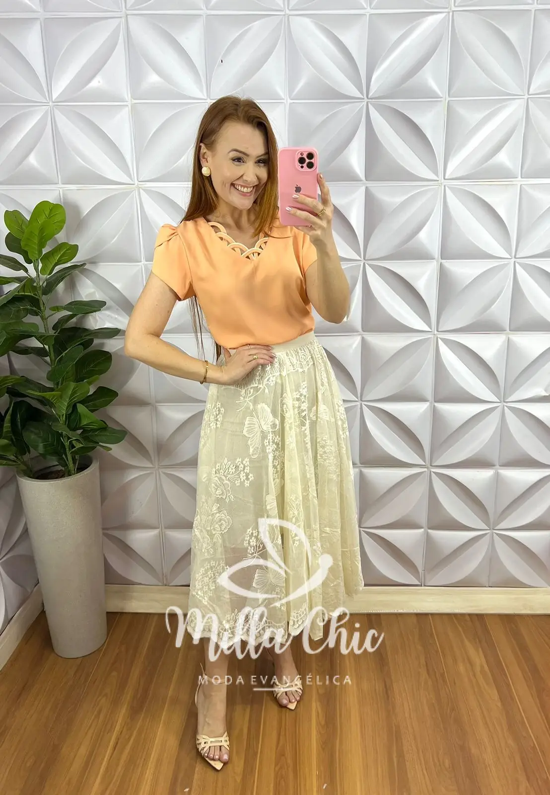 Saia Na Renda Mídi Toda Forrada Caimento Godê Layla – Creme – Milla Chic Saia Na Renda Mídi Toda Forrada Caimento Godê Layla - Creme - Milla Chic
