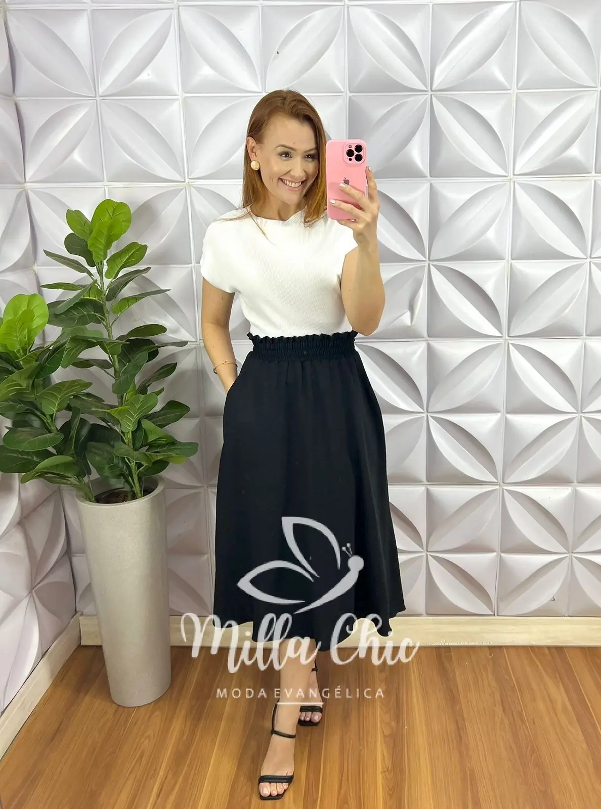 Blusa Tricot Modal Com Manga Musclee Gola Alta Luci – Branca – Milla Chic Blusa Tricot Modal Com Manga Musclee Gola Alta Luci - Branca - Milla Chic