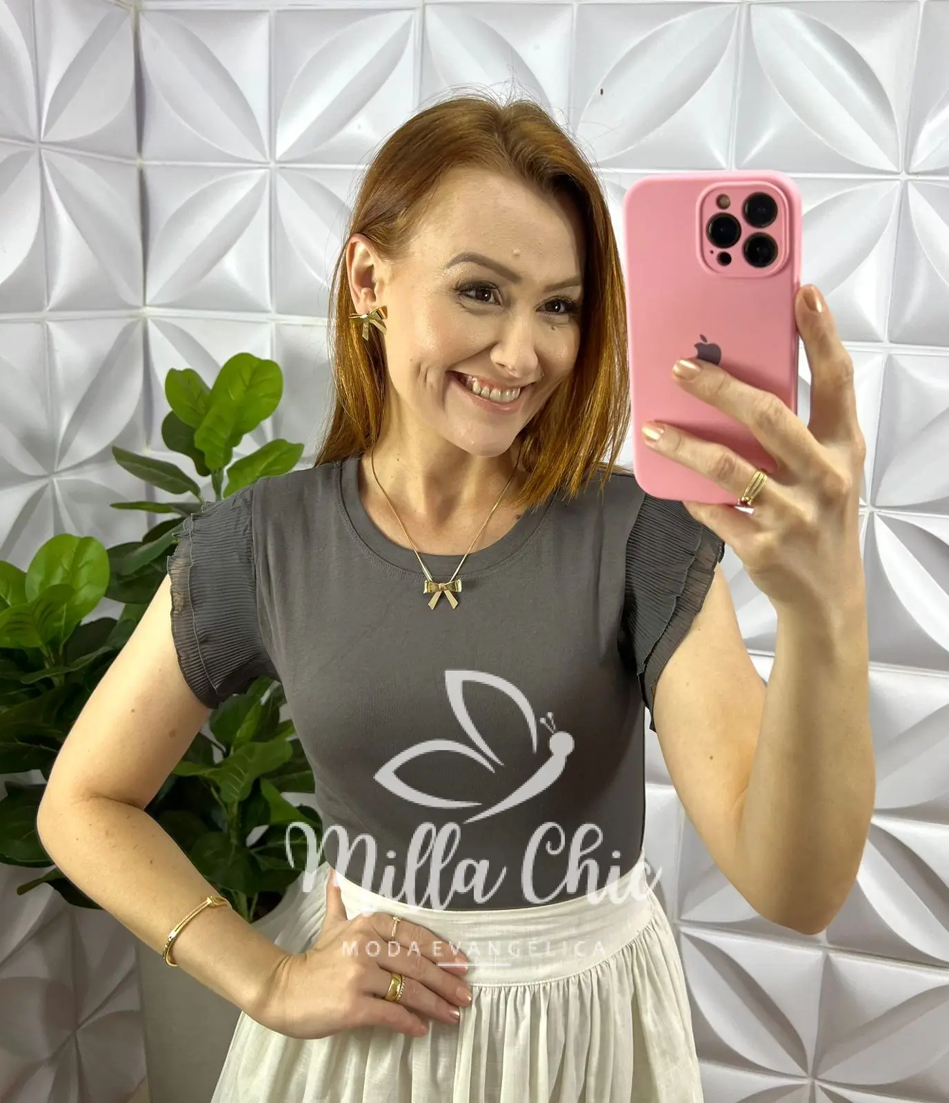 Blusa Malha De Algodão Manga De Chiffon Evelyn – Cinza – Milla Chic Blusa Malha De Algodão Manga De Chiffon Evelyn - Cinza - Milla Chic