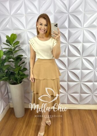 Blusa Crepe Acetinado Manga Muscle Com Bordado Amélia - Areia - Milla Chic