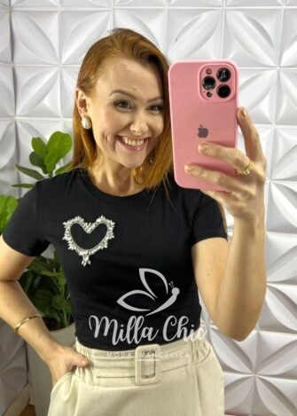 Blusa Malha De Algodão Com Coração De Strass Love - Preto - Milla Chic