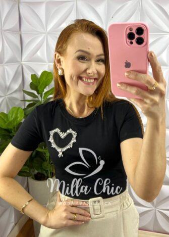 Blusa Malha De Algodão Com Coração De Strass Love - Preto - Milla Chic