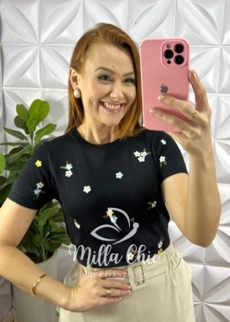 Blusa Tricot Modal Com Bordados Flora - Preto - Milla Chic