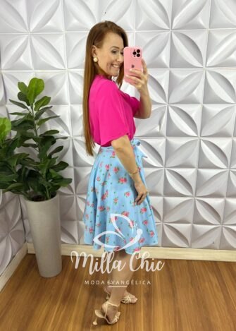 Saia Envelope Crepinho Forrada Caimento Godê Lara - Azul Com Rosa - Milla Chic
