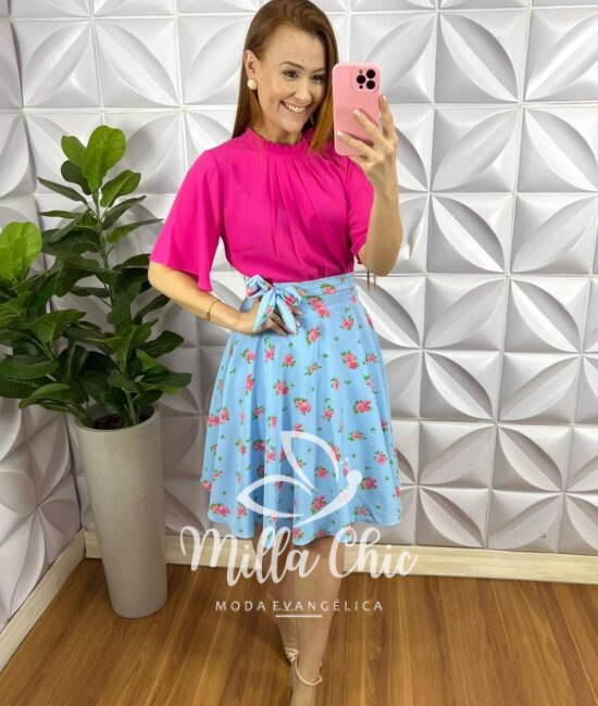 Saia Envelope Crepinho Forrada Caimento Godê Lara - Azul Com Rosa - Milla Chic