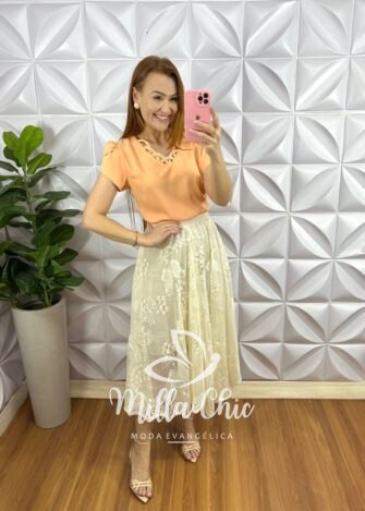 Saia Na Renda Mídi Toda Forrada Caimento Godê Layla - Creme - Milla Chic
