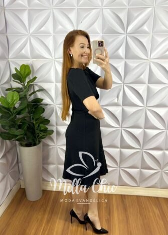 Vestido Anarruga Com Torção No Busto Lanna - Preto - Milla Chic