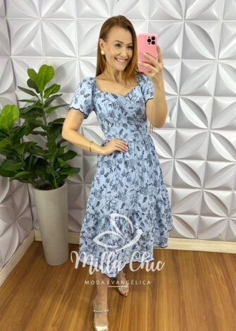 Vestido Cambraia de Linho Bordado Floral Mídi Evase Taina - Azul - Milla Chic