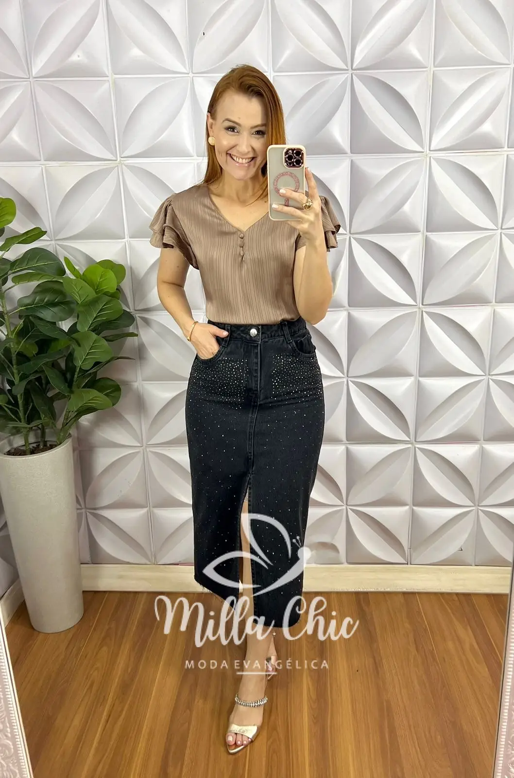 Blusa Cetim Manga Babadinho Com Botoes Encapados Iris – Marrom – Milla Chic Blusa Cetim Manga Babadinho Com Botoes Encapados Iris - Marrom - Milla Chic