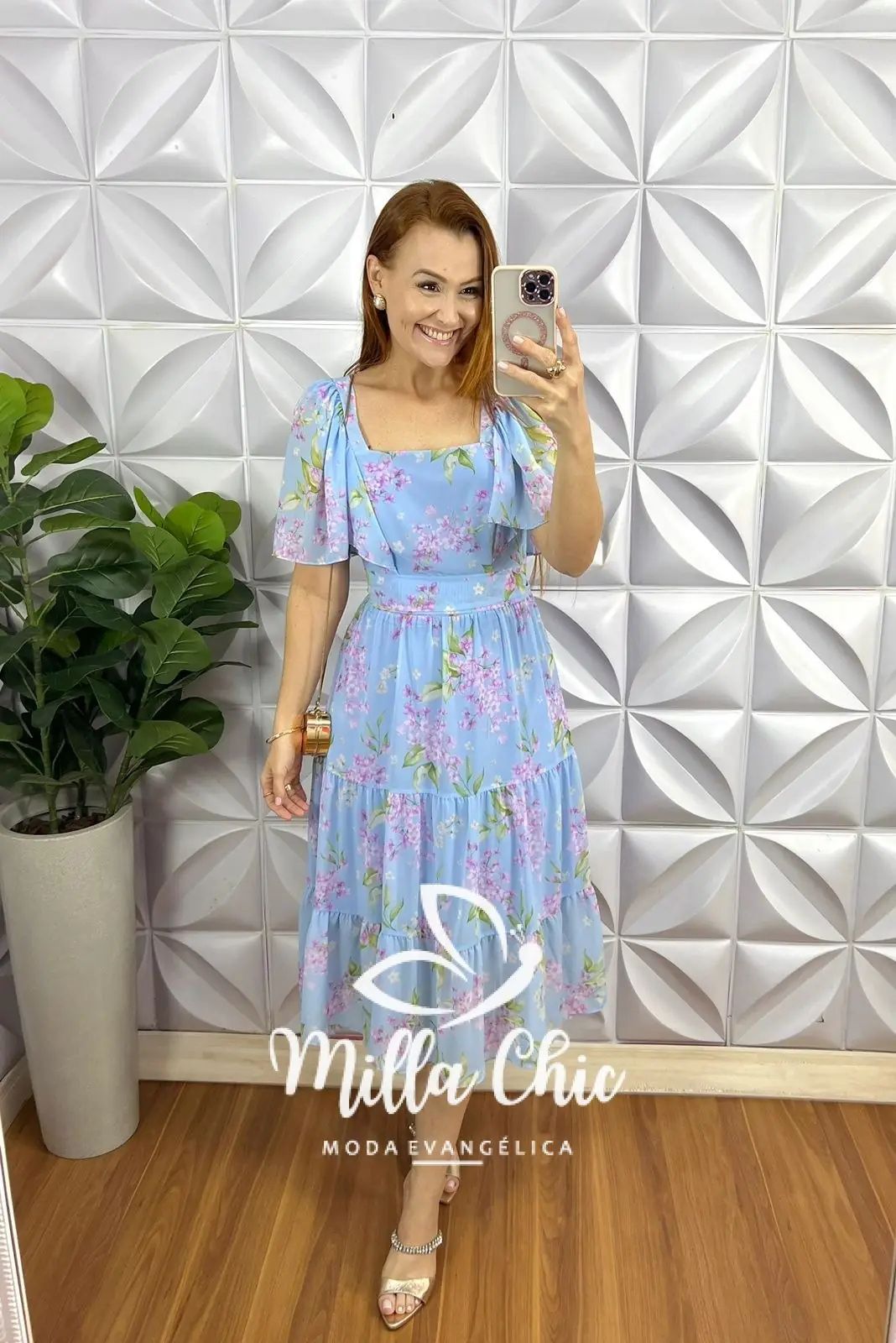 Vestido Chiffon Mídi Com Manga Raglan Estampado Liz – Azul Claro – Milla Chic Vestido Chiffon Mídi Com Manga Raglan Estampado Liz - Azul Claro - Milla Chic