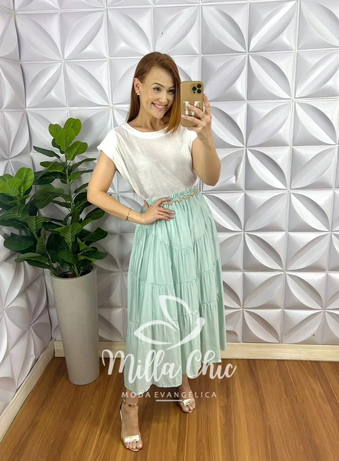 Saia Viscose Chatum Lastex Na Cintura Midi Com Marias Recorte Abaloado Penélope – Verde Agua – Milla Chic Saia Viscose Chatum Lastex Na Cintura Midi Com Marias Recorte Abaloado Penélope - Verde Agua - Milla Chic