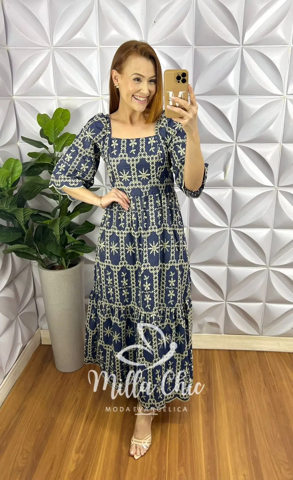 Vestido Jeans Bordado Manga 3/4 Decote Quadrado Longo Com Babada Na Barra Silene – Jeans Escuro – Milla Chic Vestido Jeans Bordado Manga 3/4 Decote Quadrado Longo Com Babada Na Barra Silene - Jeans Escuro - Milla Chic