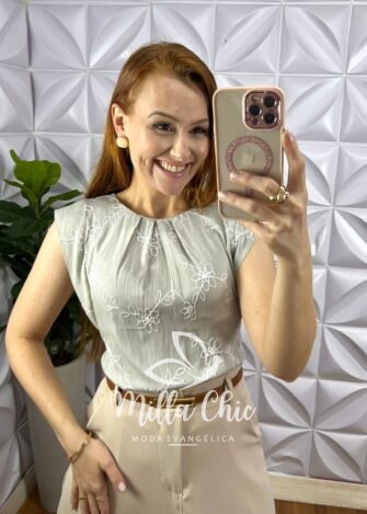 Blusa Cambraia de Linho Bordado Manga Muscle Elisangela - Cinza - Milla Chic