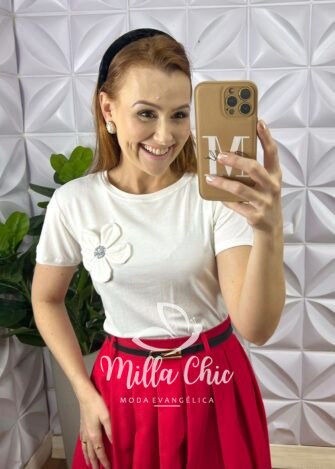 Blusa Com Aplicação de Flor No Viscolycra Florença - Branca - Milla Chic