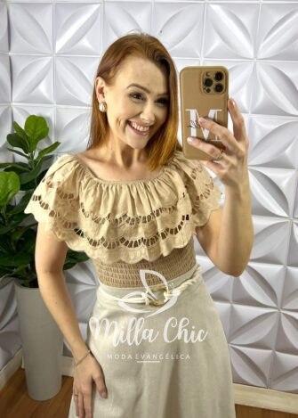Blusa Lesie De Algodão Corpo de Lastex Babado No Decote Tereza - Areia - Milla Chic