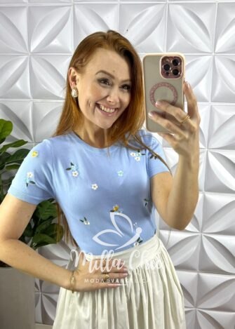 Blusa Tricot Modal Com Bordados Flora - Azul - Milla Chic