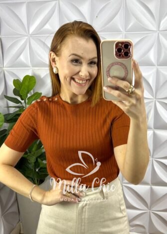 Blusa Tricot Modal Com Botoes Dourados No Ombro Marcele - Terra Cota - Milla Chic
