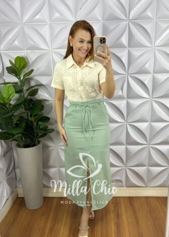 Camisa Cambraia De Linho Bordada Cropped Cassia - Manteiga - Milla Chic