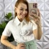 Camisa Cambraia De Linho Bordada Cropped Cassia - Branco - Milla Chic
