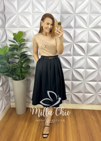 Milla Chic - millachic com br saia alfaiataria com pregas estilo colegial ziper nas costa cinto fivela dourada alice preto Saia Alfaiataria Com Pregas Estilo Colegial Zíper Nas Costa Cinto Fivela Dourada Alice - Preto - Milla Chic
