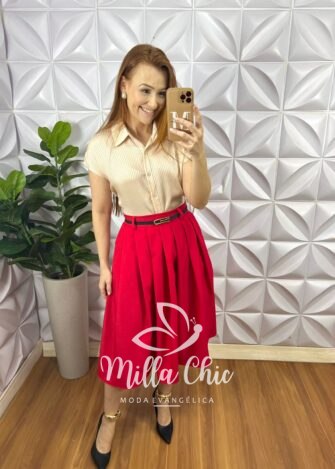 Saia Alfaiataria Com Pregas Estilo Colegial Zíper Nas Costa Cinto Fivela Dourada Alice - Vermelha - Milla Chic