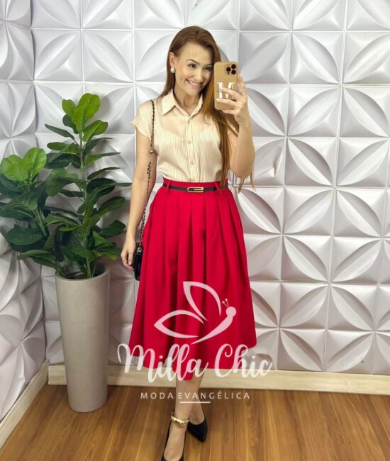 Saia Alfaiataria Com Pregas Estilo Colegial Zíper Nas Costa Cinto Fivela Dourada Alice - Vermelha - Milla Chic