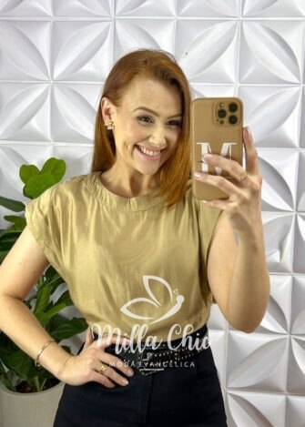 Saia Jeans Sarjada Midi Com Fenda Lateral Cinto com Detalhes Dourado Carla - Preta - Milla Chic