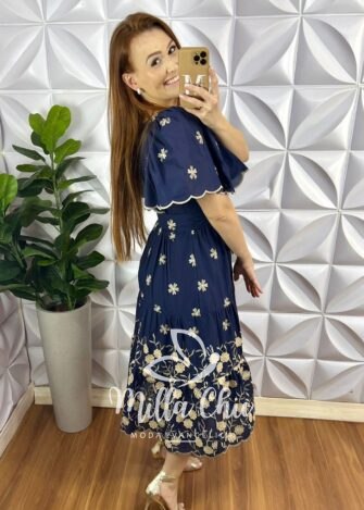 Vestido Lesie 3D Manga Raglan Com Lastex Nas Costas Super Midi Três Marias Samara - Azul - Milla Chic