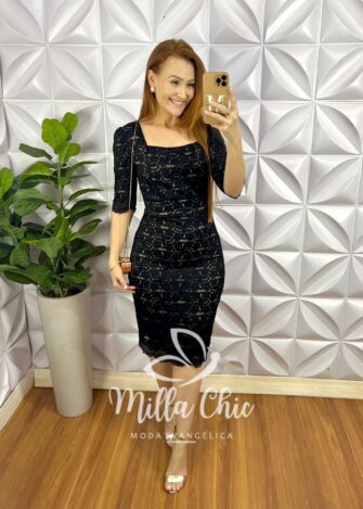 Vestido Renda Chantilly Decote Quadrado Manga 3/4 Tubinho Thayla - Preto - Milla Chic