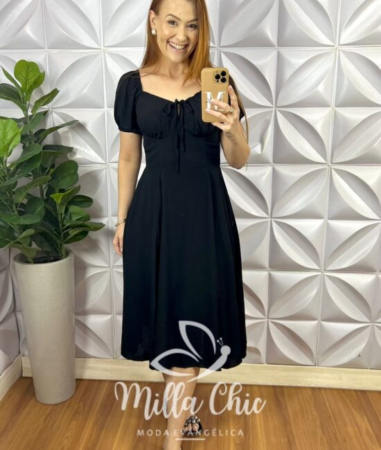 Vestido Viscolinho Manga Princesa Mídi Com Fita Nas Costas Camponesa - Preto Liso - Milla Chic