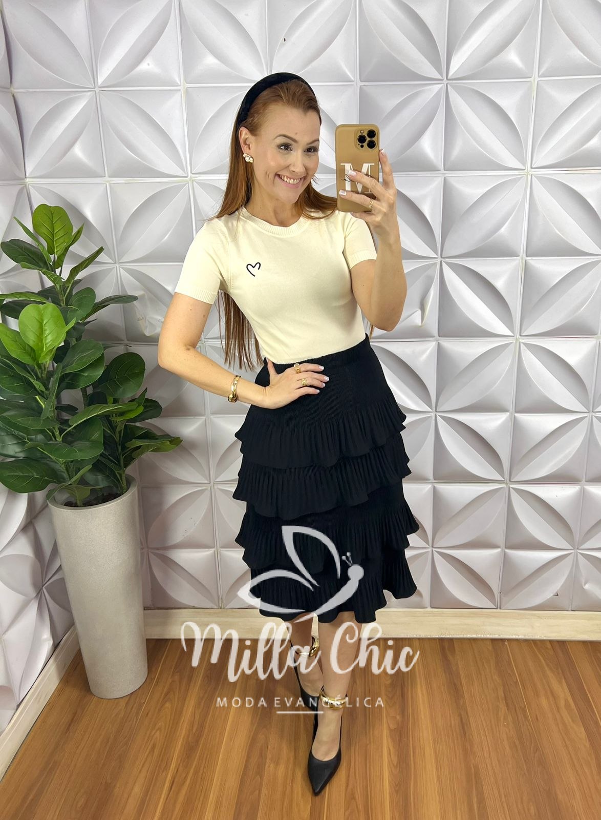 Milla Chic - millachic com br blusa tricot modal com gola marcada bordado de coracao livia manteiga Blusa Tricot Modal Com Gola Marcada Bordado De Coração Livia - Manteiga - Milla Chic