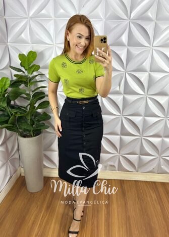Blusa Tricot Modal Com Gola Marcada e Bordados Floral Antonieta - Verde - Milla Chic