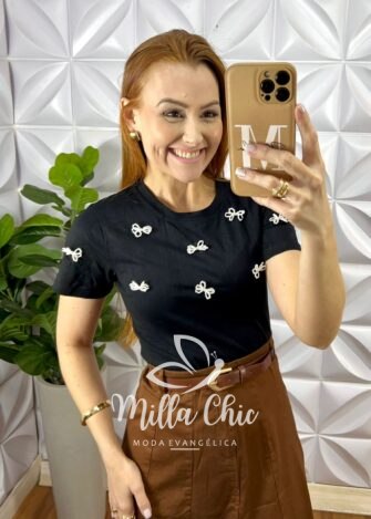 Milla Chic - millachic com br blusa tshirt malha de algodao com aplicacao de lacos de perola zilda cinza copia Blusa Tshirt Malha De Algodão Com Aplicação de Laços de Perola Zilda - Preta - Milla Chic