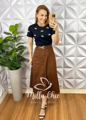 Blusa Tshirt Malha De Algodão Com Aplicação de Laços de Perola Zilda - Preta - Milla Chic