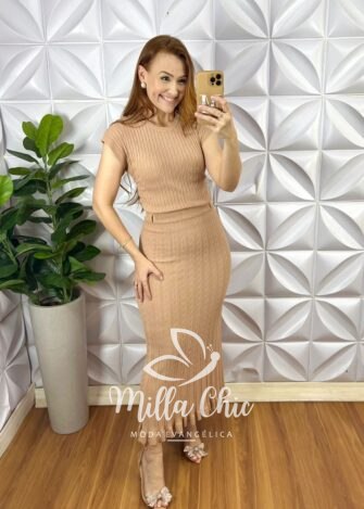 Milla Chic - millachic com br conjunto tricot modal blusa manga muscle saia super midi barrado babadinho gislaine nude 3 Conjunto Tricot Modal Blusa Manga Muscle Saia Super Mídi Barrado Babadinho Gislaine - Nude - Milla Chic
