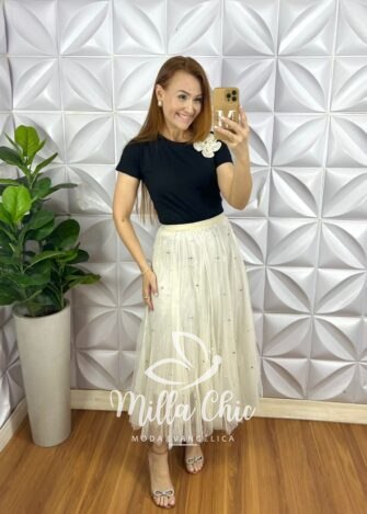 Saia Tule Longa Com Aplicação de Strass Toda Forrada Com Elástico Na Cintura Clara - Off - Milla Chic