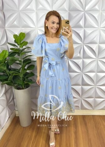 Vestido Lesie Bordado Manga Raglan Com Lastex Nas Costas Super Mídi Três Marias Samara - Azul Claro - Milla Chic