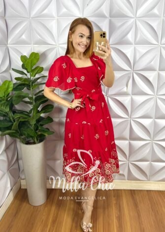 Vestido Lesie Bordado Manga Raglan Com Lastex Nas Costas Super Mídi Três Marias Samara - Vermelho - Milla Chic