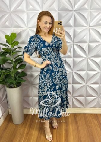 Vestido Viscolinho Manga Com Fita Lastex Nas Costas Mídi  Cecilia - Azul (Estampado) - Milla Chic
